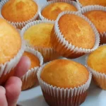 كتير في السوق اعملي كب كيك البرتقال للعيال حلو و بسيط ودفيهم في الشتا